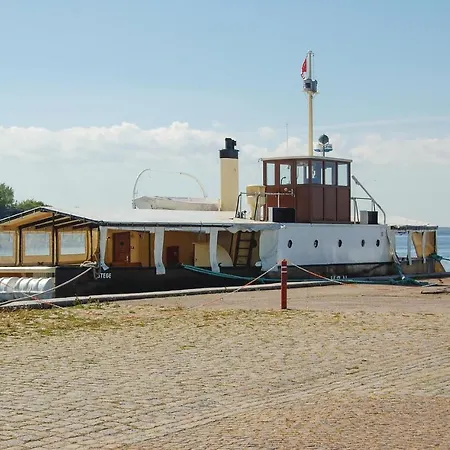 Four-bedroom Holiday In Стеге